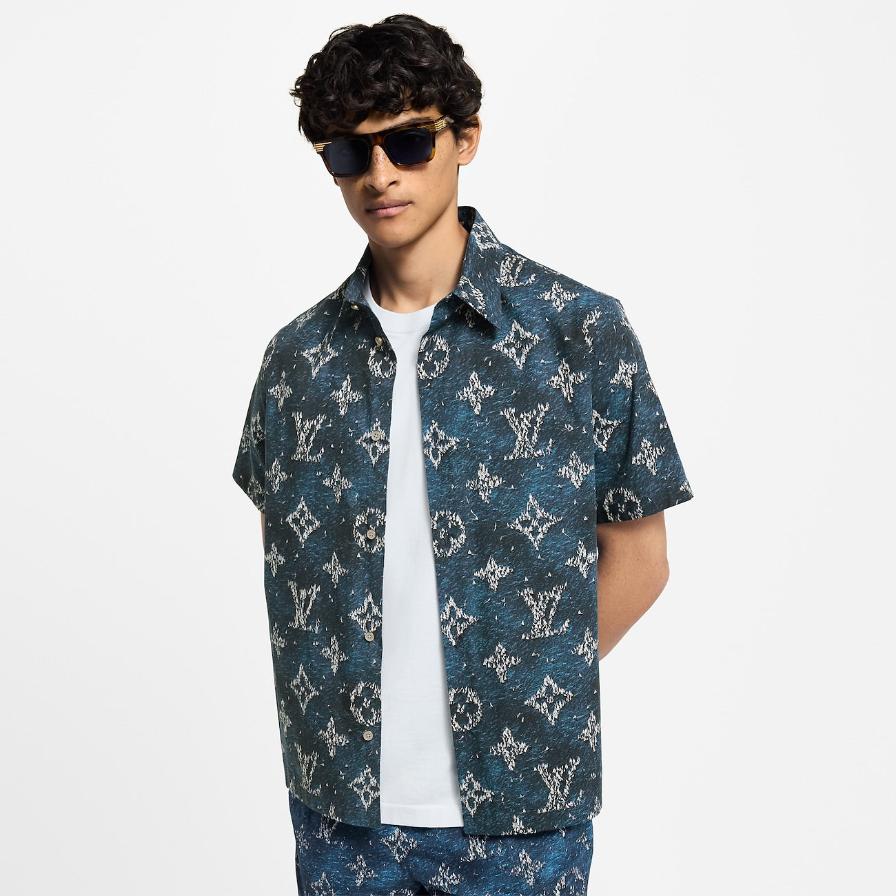 Louis Vuitton - Chemise manches courtes brodée en coton Bleu Océan