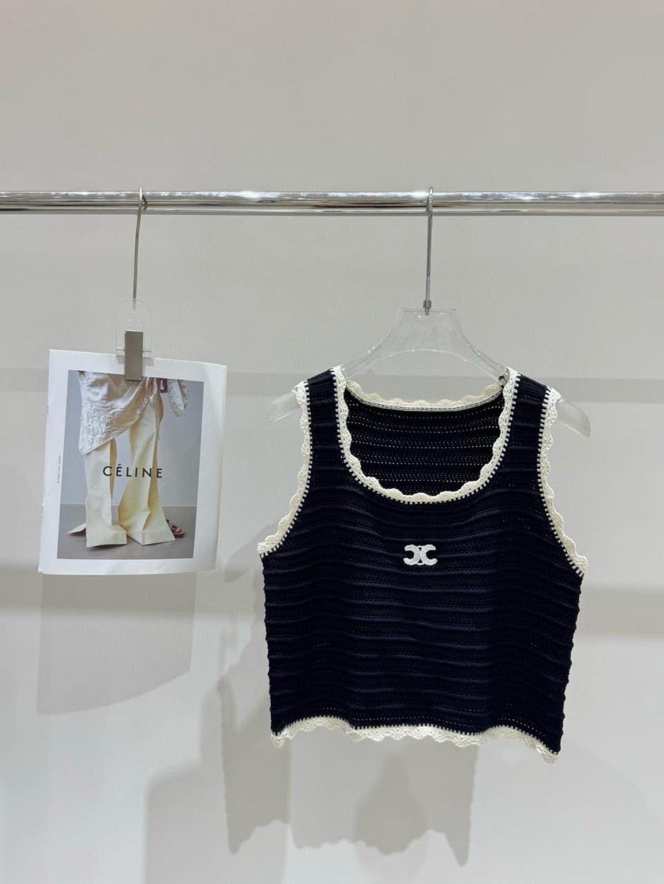 Celine - Top avec logo Celine brodé en blanc Noir
