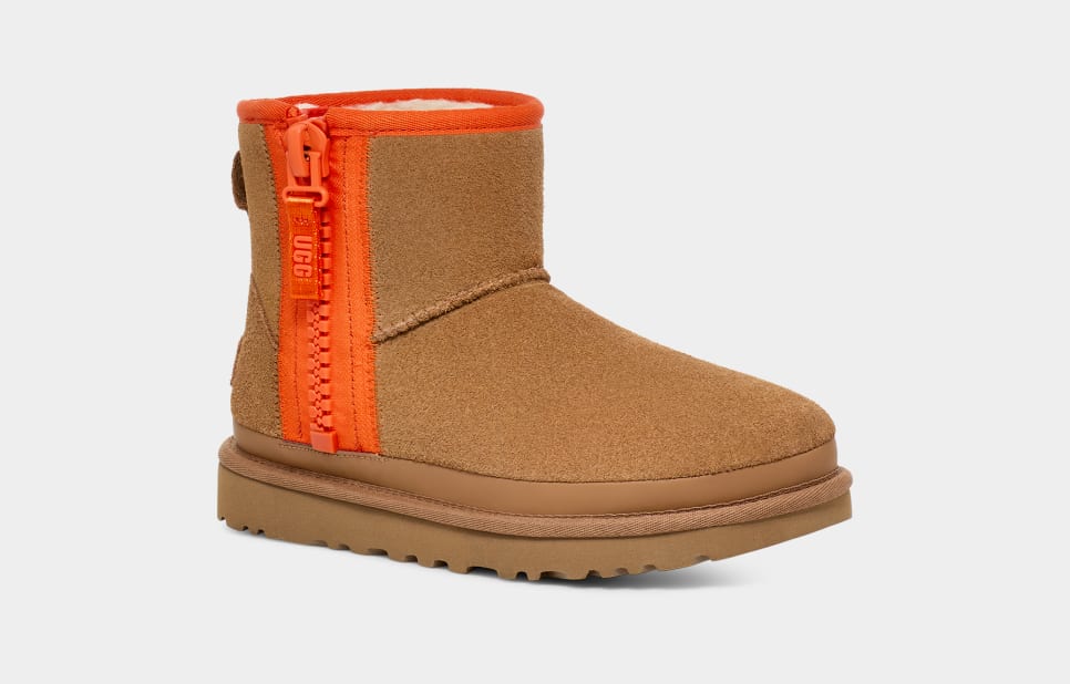 Botte Classic Mini Avec Logo Et Fermeture Éclair Chestnut