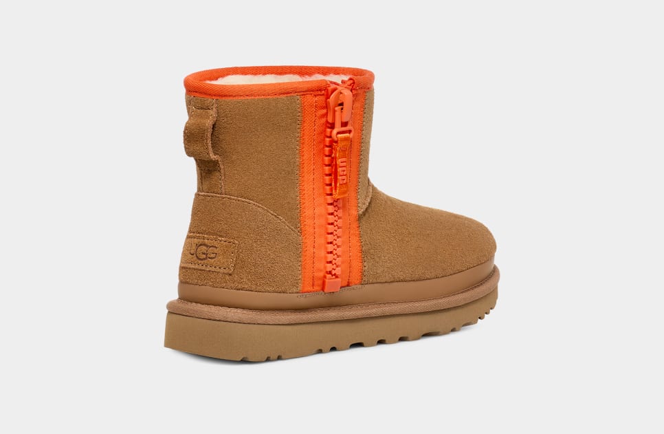 Botte Classic Mini Avec Logo Et Fermeture Éclair Chestnut