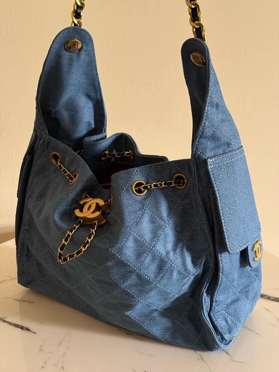 Chanel - Sac à bandoulière 34cm avec logo Doré (6 coloris)