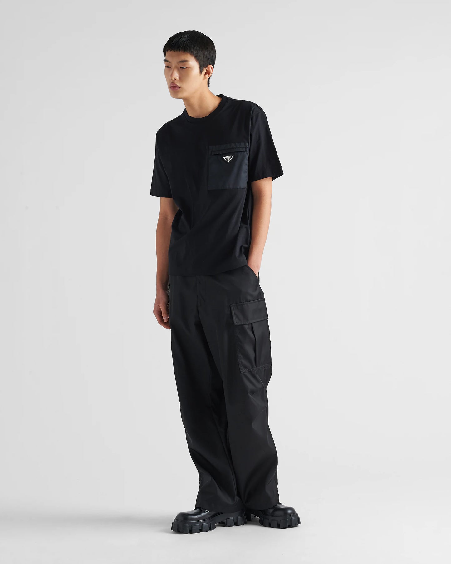 Prada - T-shirt en Re-Nylon et jersey Noir