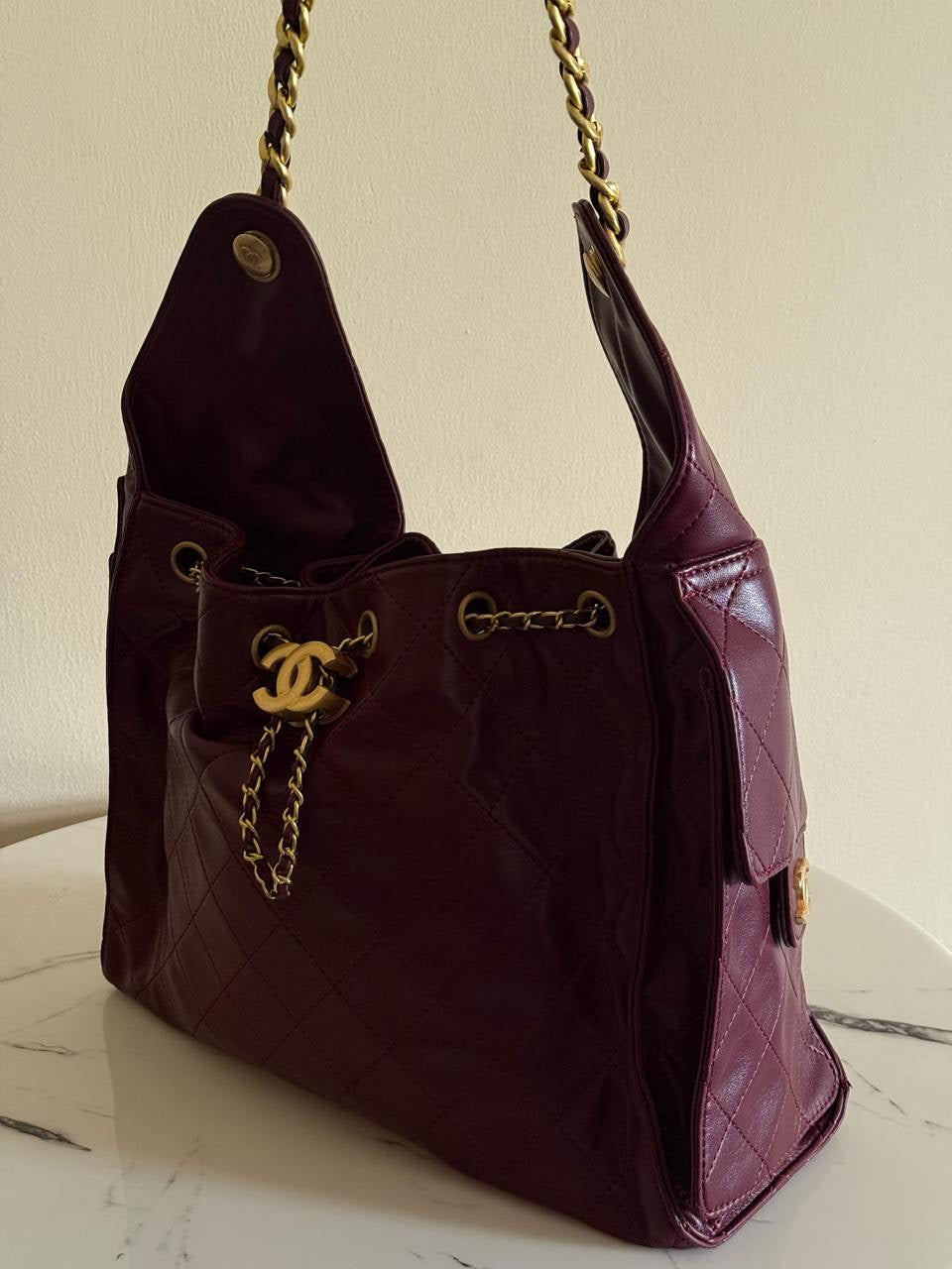 Chanel - Sac à bandoulière 34cm avec logo Doré (6 coloris)