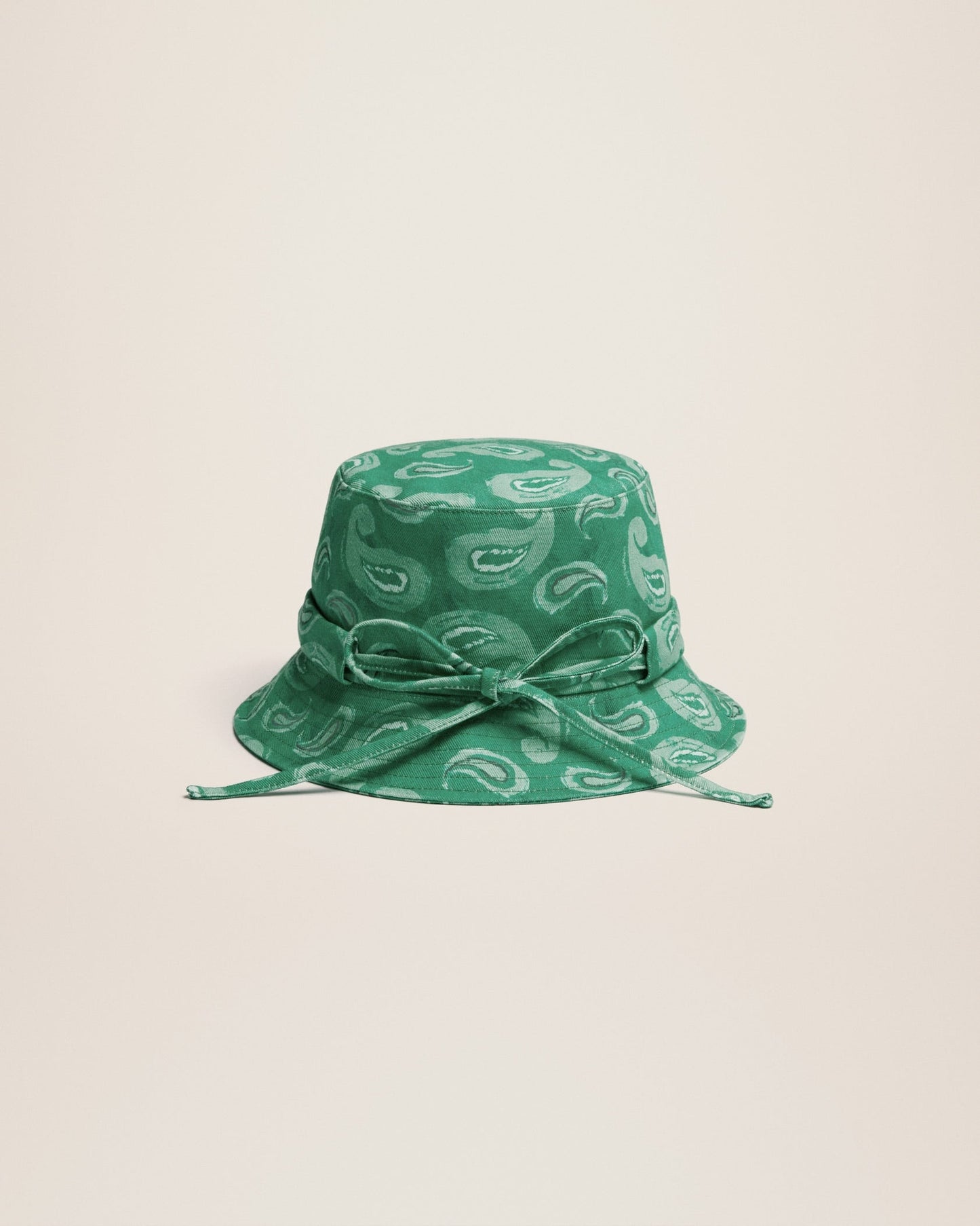 Le bob Gadjo Imprimé Pop Vert Paisley
