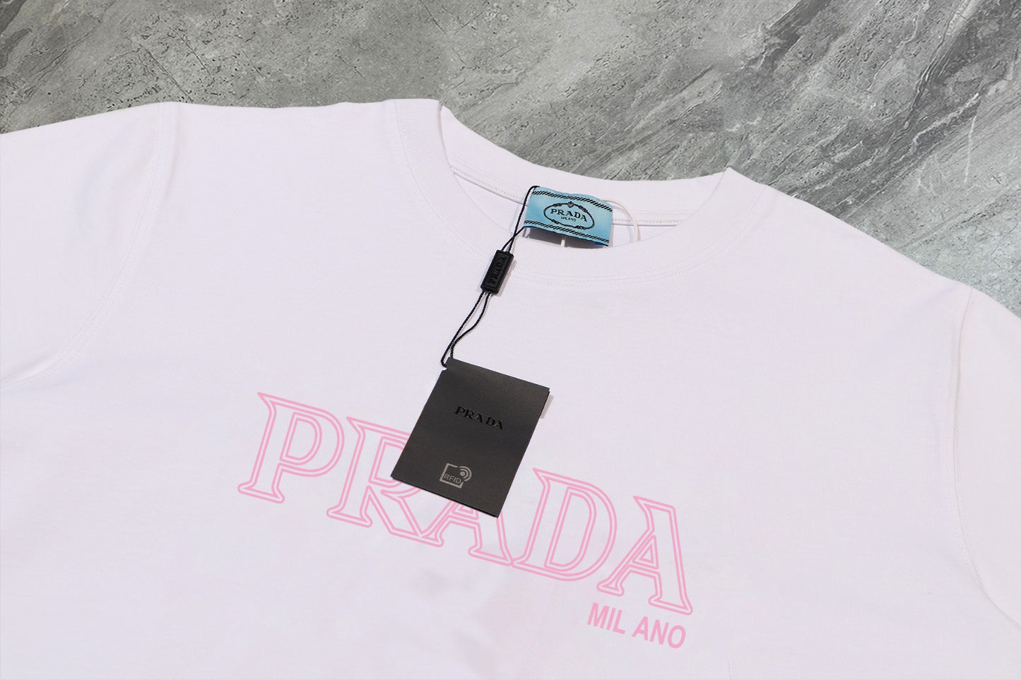 Prada - T-shirt en coton Logo Classic Rose Blanc