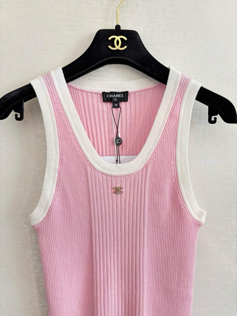 Chanel - T-Shirt à logo Rose