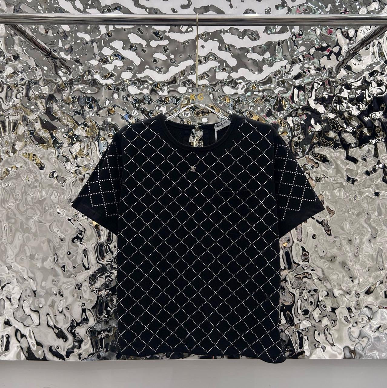 Chanel - T-Shirt avec poche sur la poitrine et fermeture dans le dos Blanc