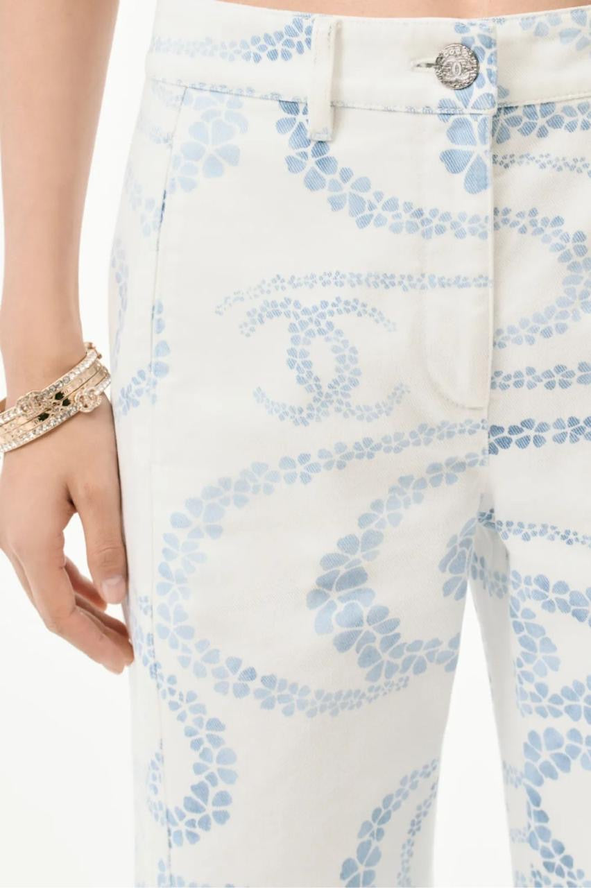 Chanel - Pantalon motifs spirale et floraux Blanc/Rose/Gris