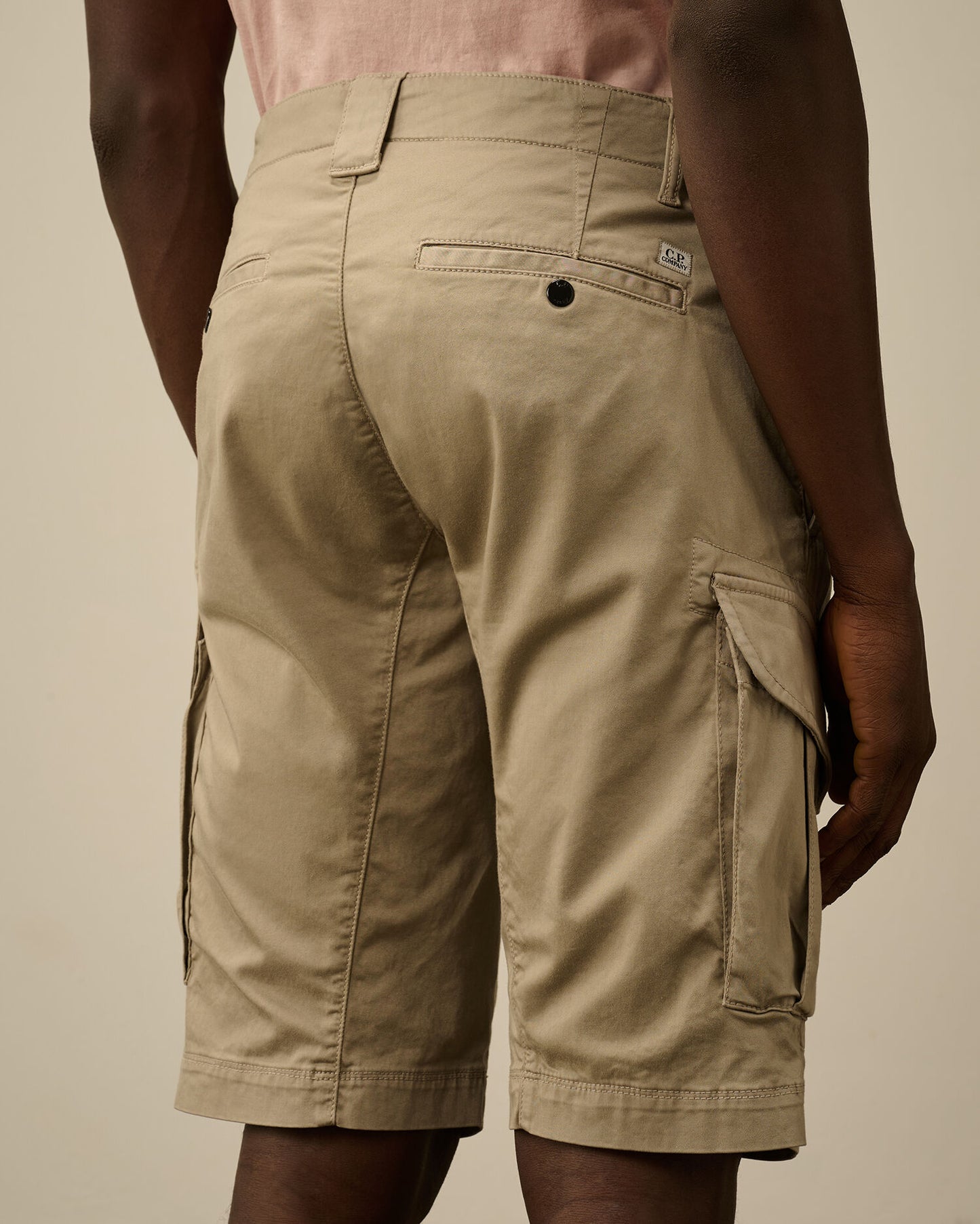 C.P Company - Short Cargo stretch sateen Vintage Khaki Beige