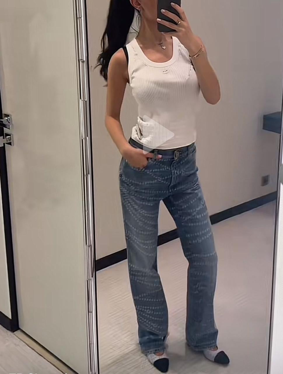 Chanel - Jean avec rayure et logo Bleu Clair