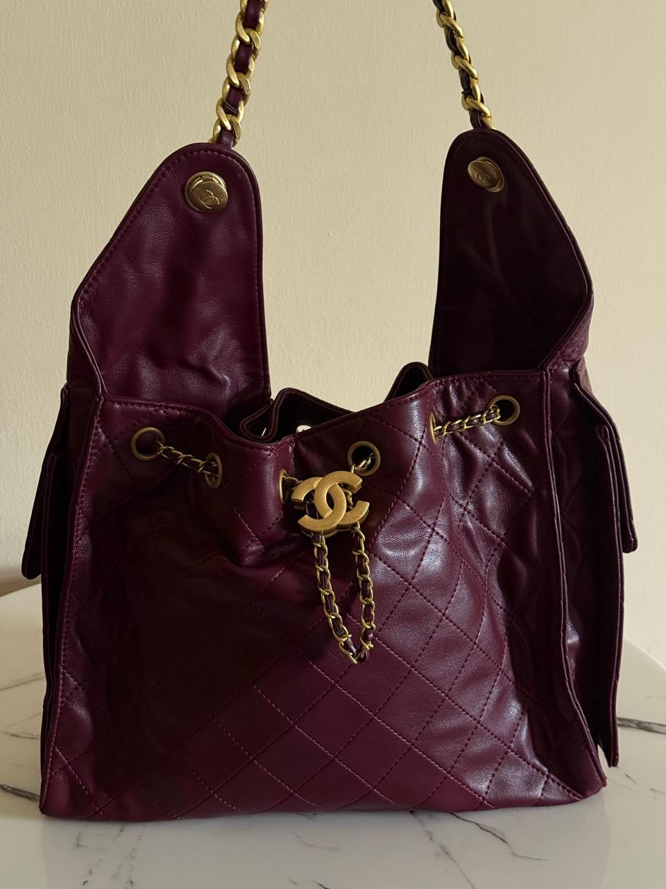 Chanel - Sac à bandoulière 34cm avec logo Doré (6 coloris)
