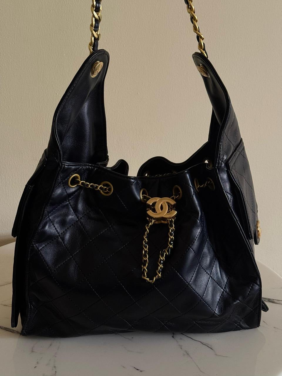 Chanel - Sac à bandoulière 34cm avec logo Doré (6 coloris)