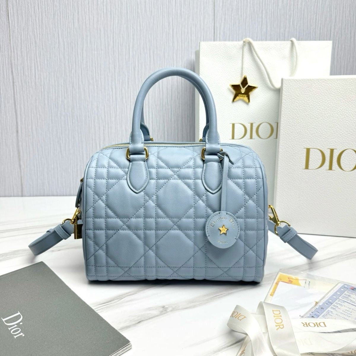 Dior - Sac Dior Groove 25 Cuir Bleu Clair