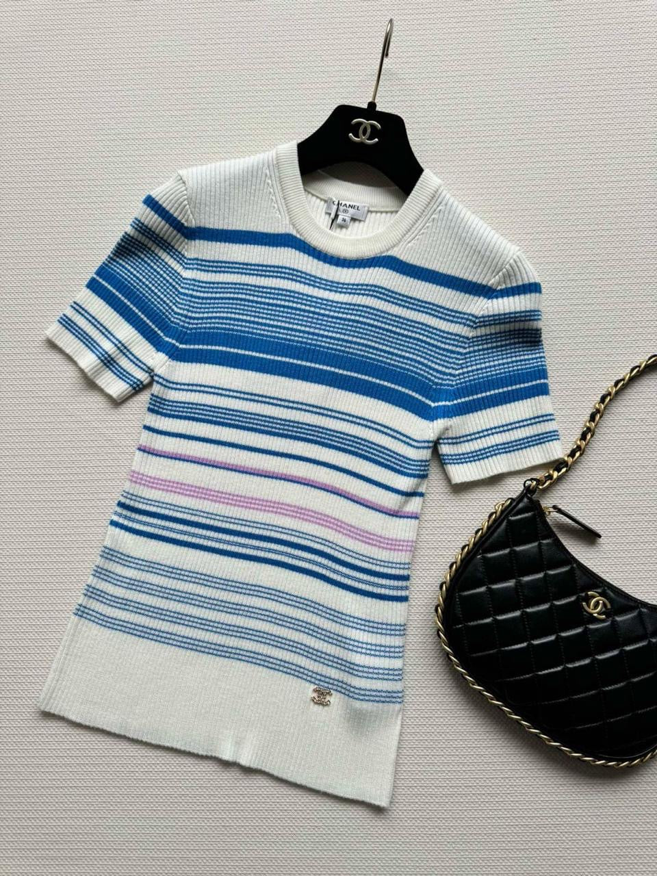 Chanel - T-Shirt à rayure Rose/Blanc/Noir
