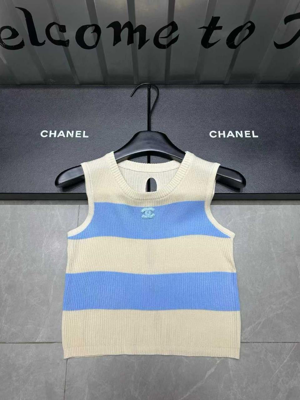 Chanel - T-Shirt à rayure Jaune/Blanc/Noir