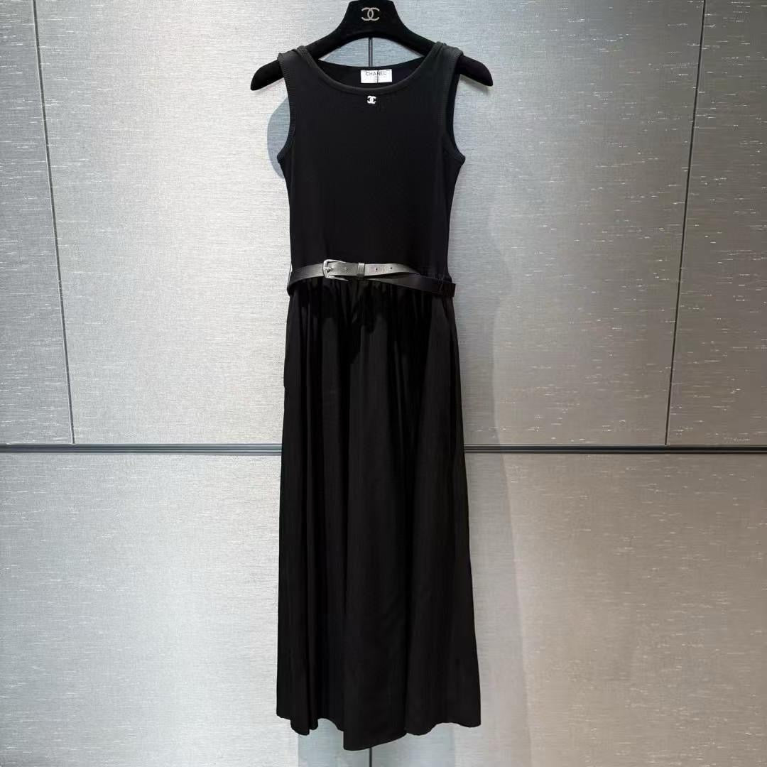 Chanel - Robe avec Ceinture Chanel Noir/Blanc