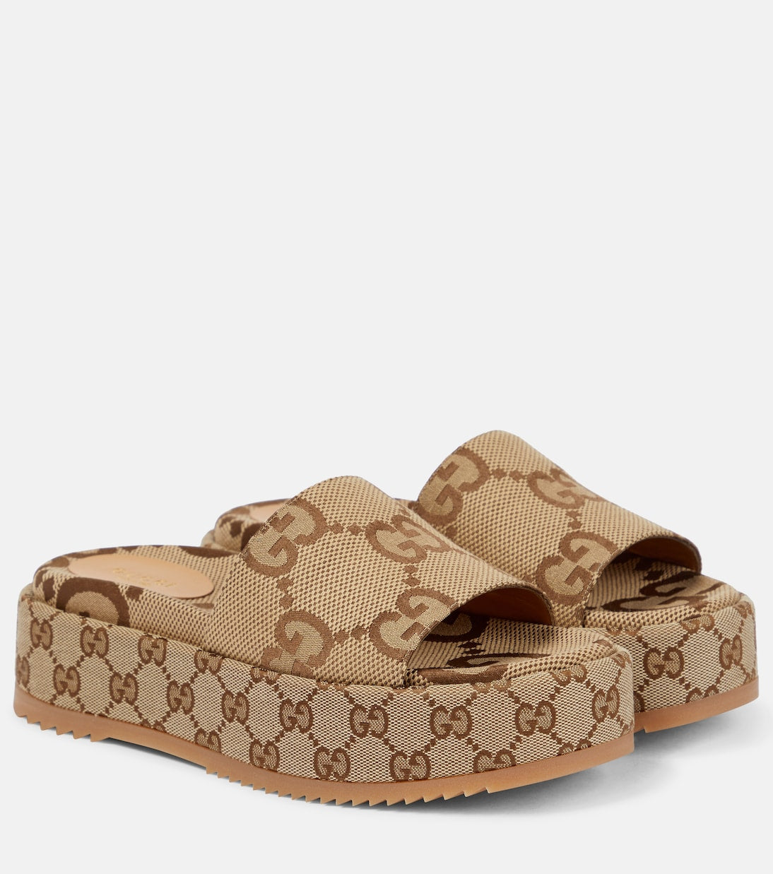 Gucci - Mules à plateforme en toile GG Maxi Camel