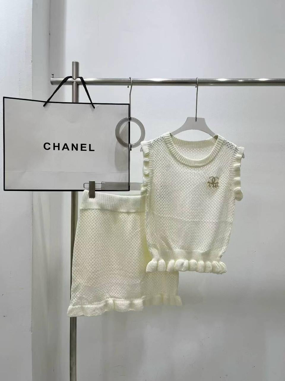 Celine - Ensemble Haut & Bas Céline logo Chanel en perles Noir/Blanc