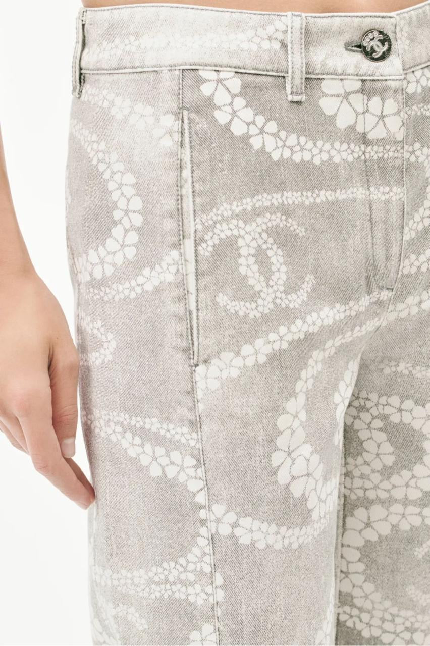 Chanel - Pantalon motifs spirale et floraux Blanc/Rose/Gris