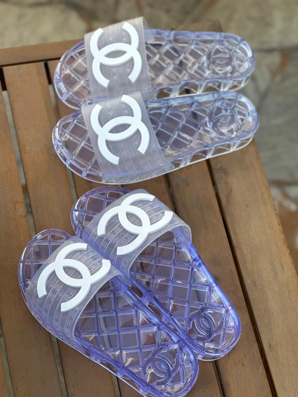 Chanel - Claquettes avec logo Chanel Transparente