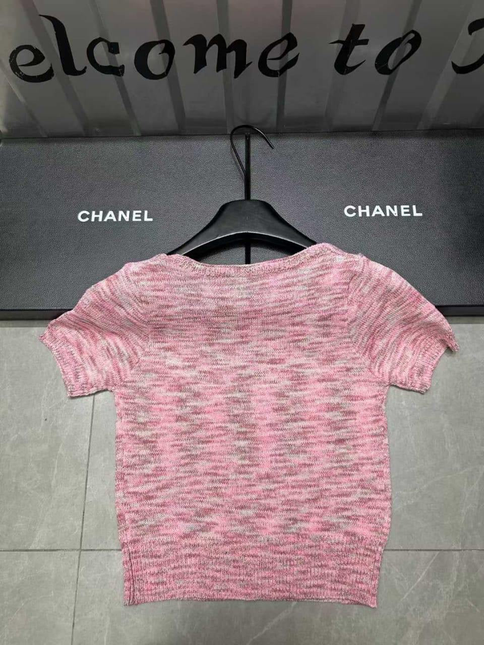 Chanel - T-Shirt dégradé de couleur Bleu/Beige/Rose