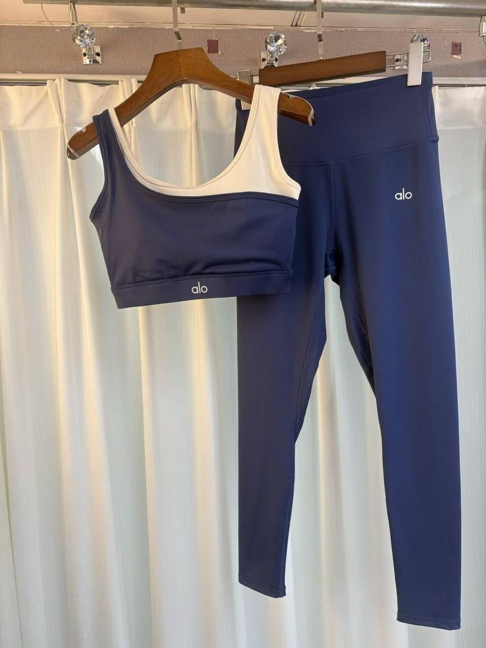 Alo Set 2 colors