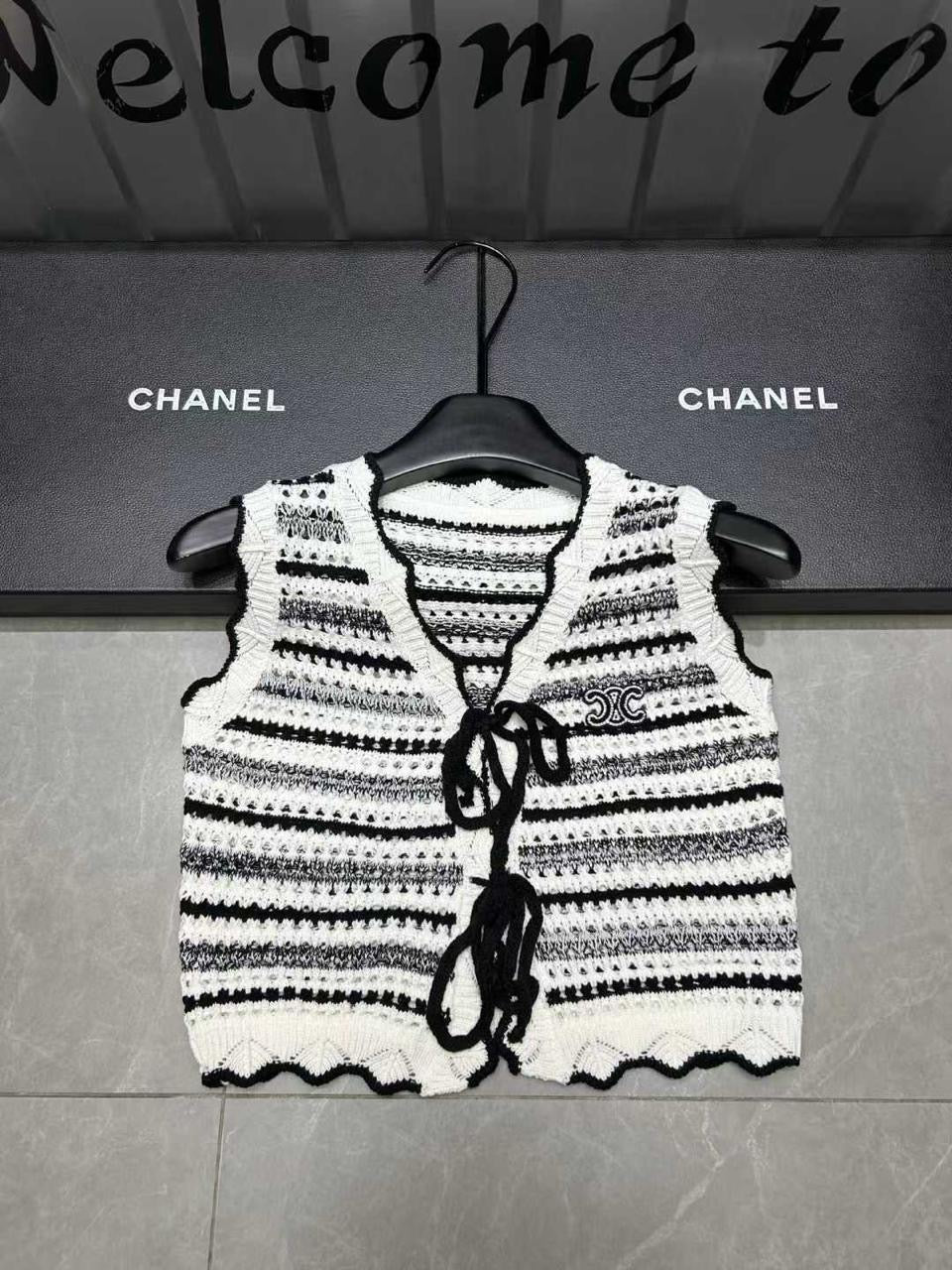 Celine - T-Shirt en maille crocheté avec rayure Noir et Blanc
