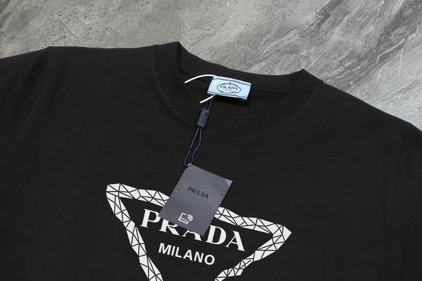 Prada - T-shirt en coton Prada Logo Triangle Noir