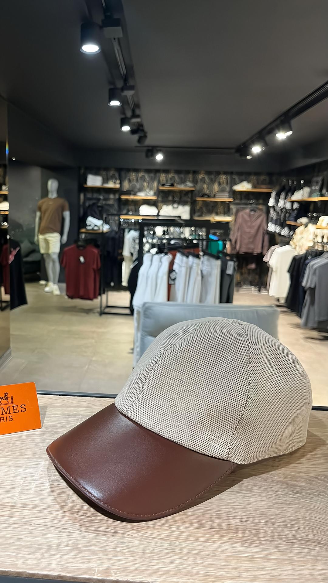 Hermès - Casquette Tess Kelly Visière Marron