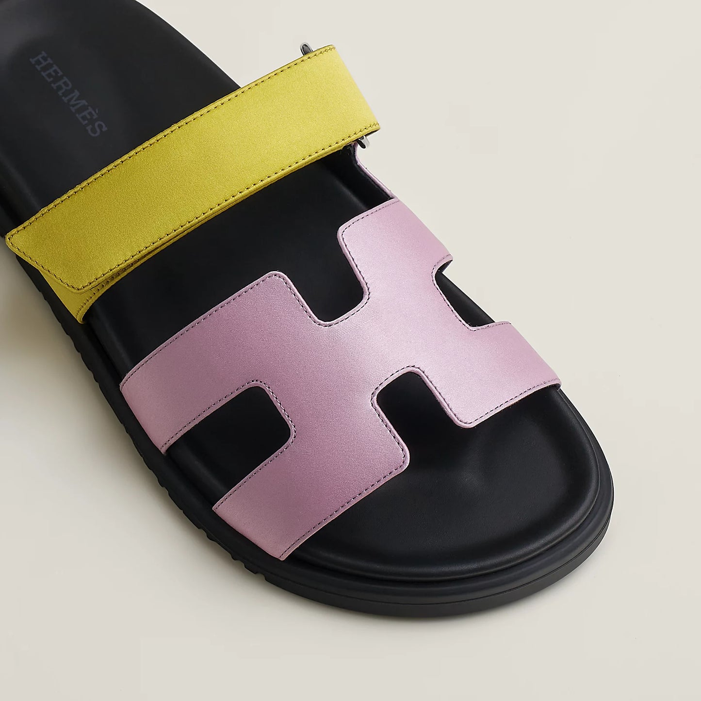 Hermès - Sandales Chypre Violet Pétale / Vert Lime