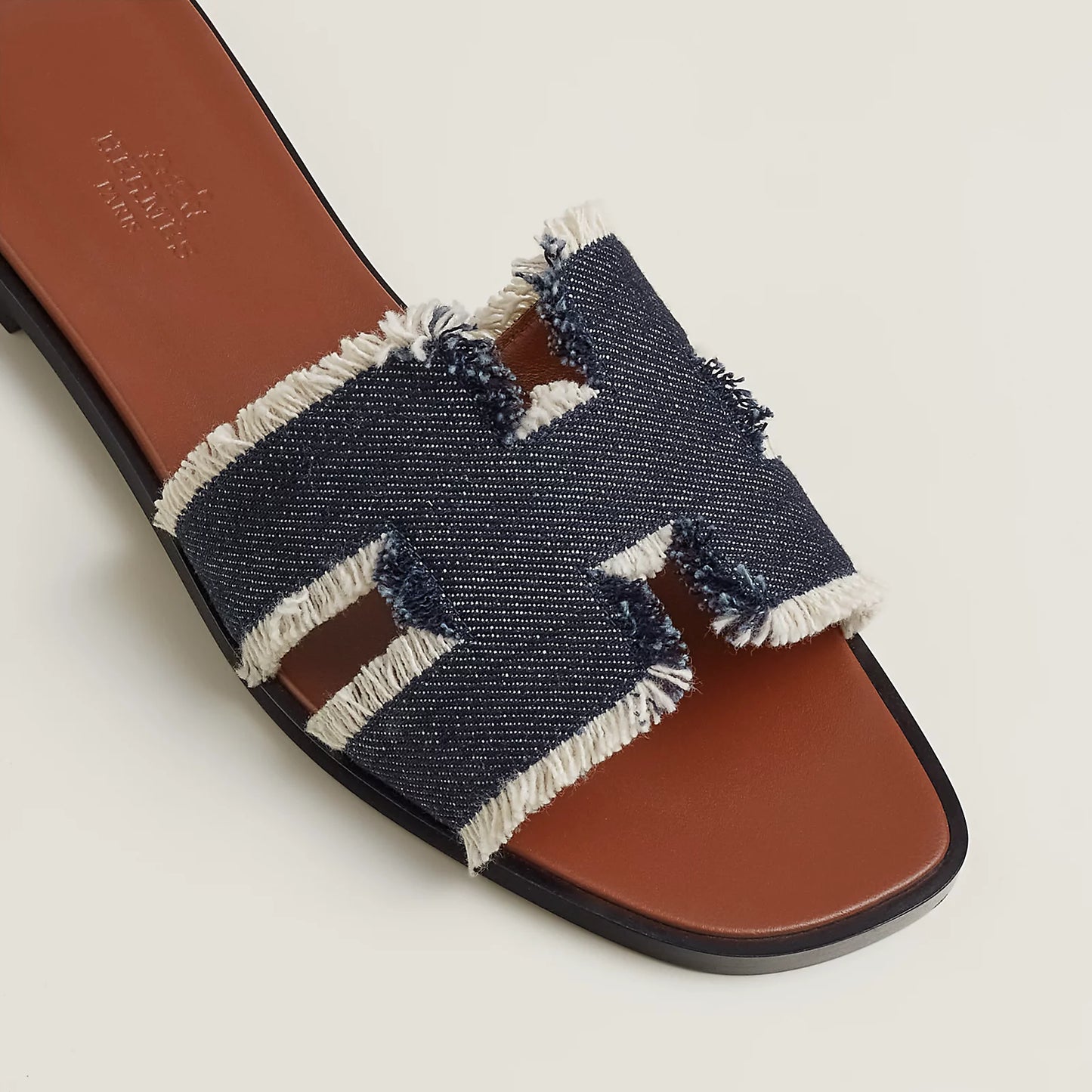 Hermès - Sandales Oran Bleu Brut en Denim effrangé