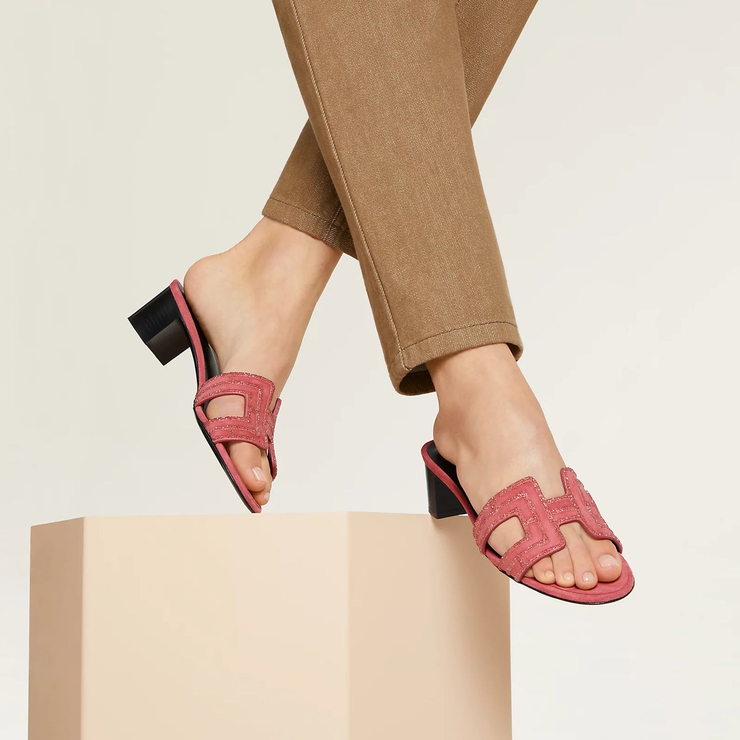 Hermès - Sandales Oasis Rose Amarante avec Strass