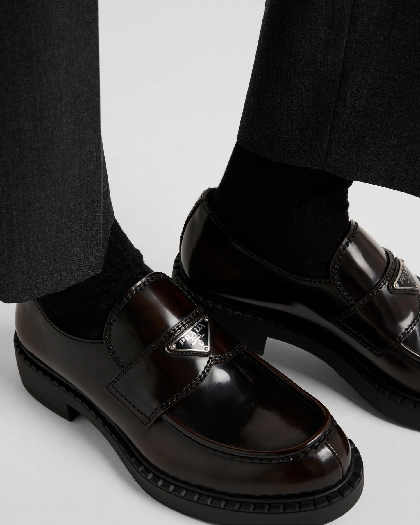 Prada - Mocassins Chocolate en cuir brossé Terre De Sienne