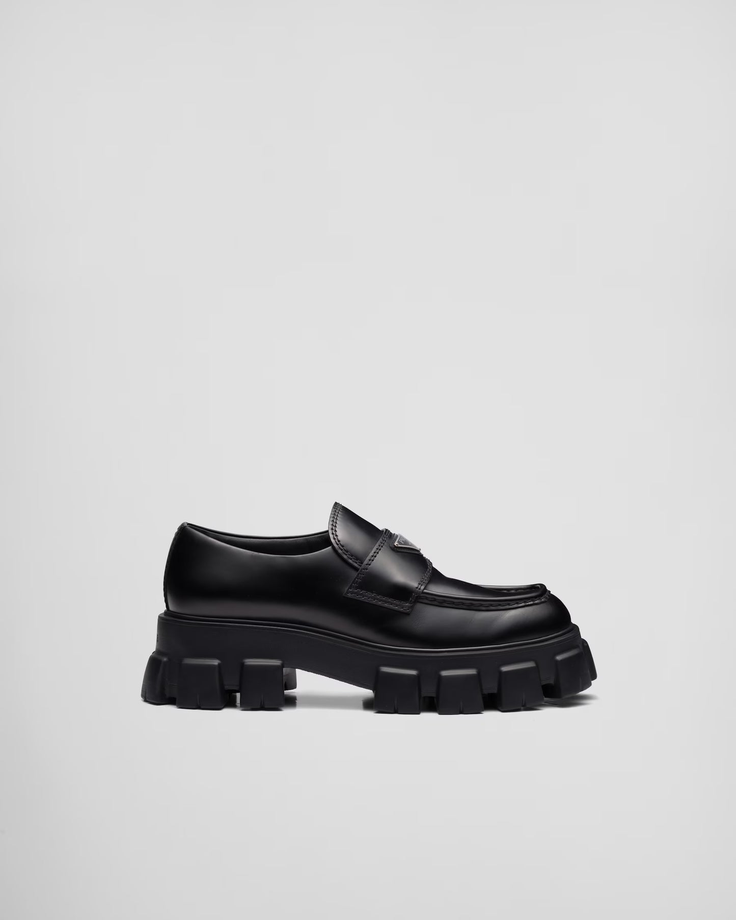 Prada - Mocassins Monolith en cuir brossé Noir