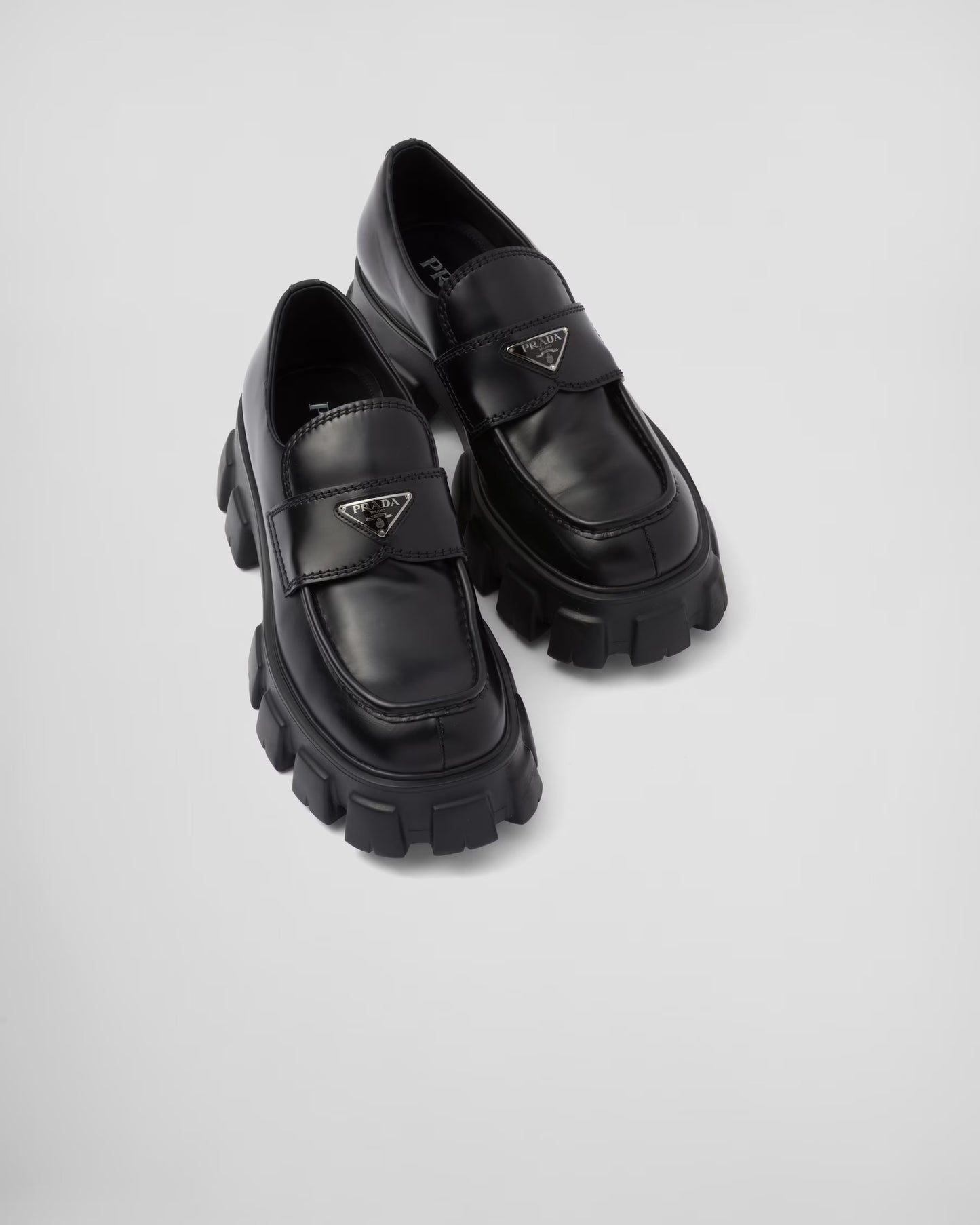 Prada - Mocassins Monolith en cuir brossé Noir