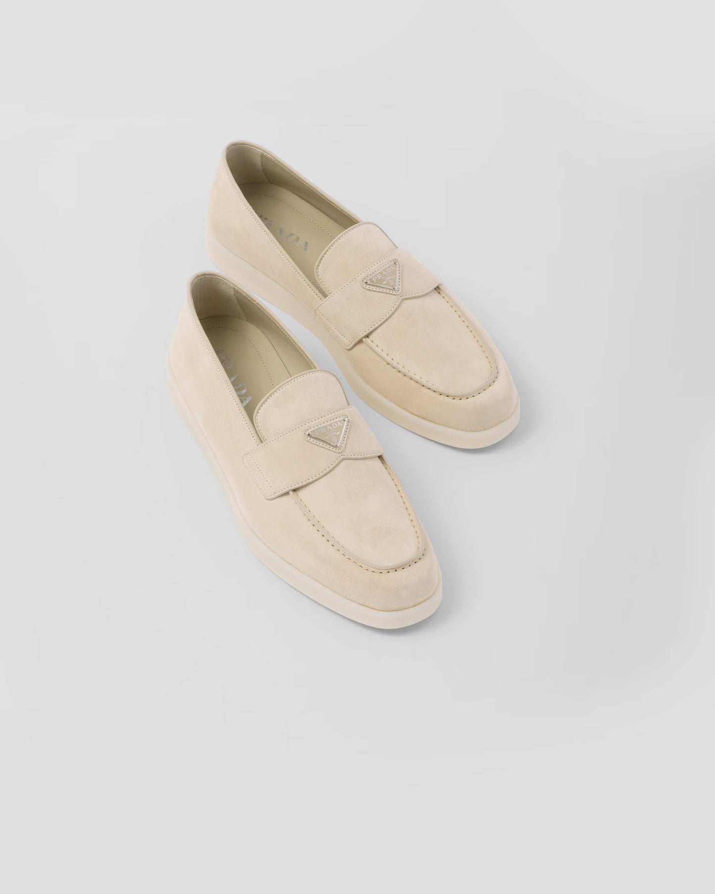 Prada - Mocassins en veau velours Beige Désert