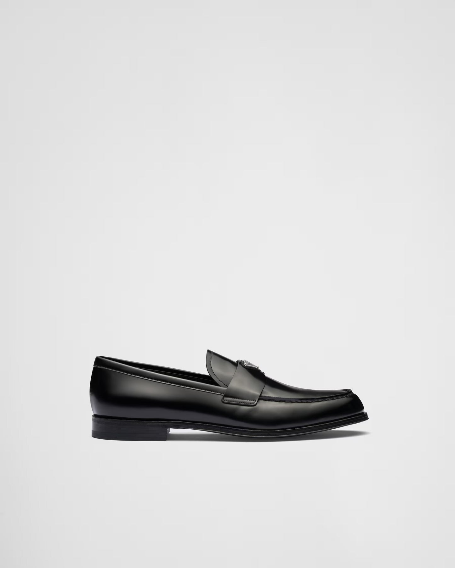 Prada - Mocassins en cuir brossé Noir