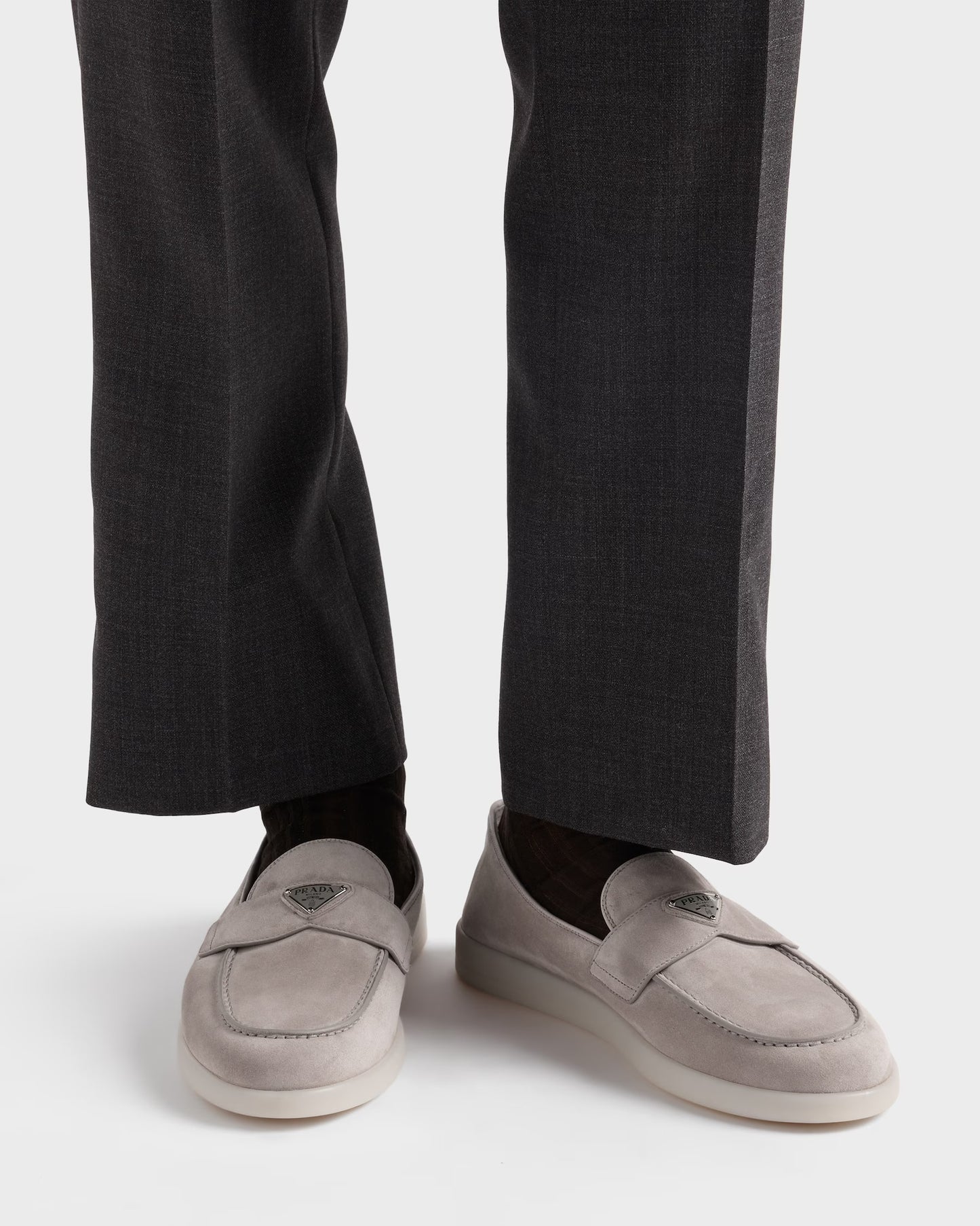 Prada - Mocassins en veau velours Gris Nuage