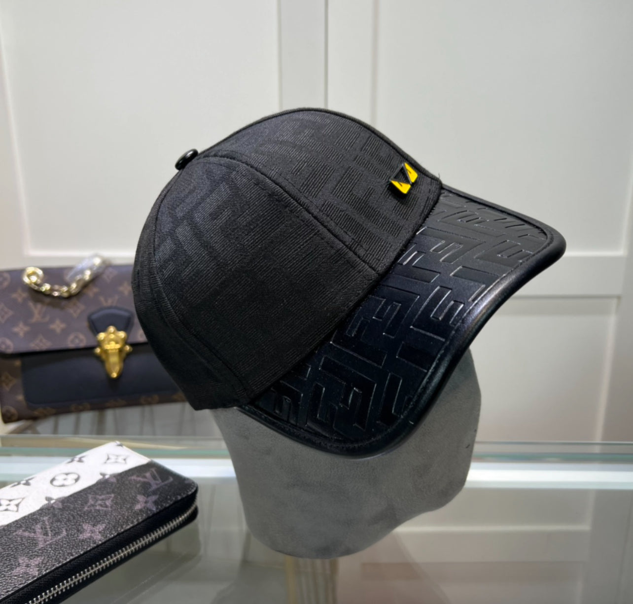 Fendi - Casquette motif FF œil Jaune Noir