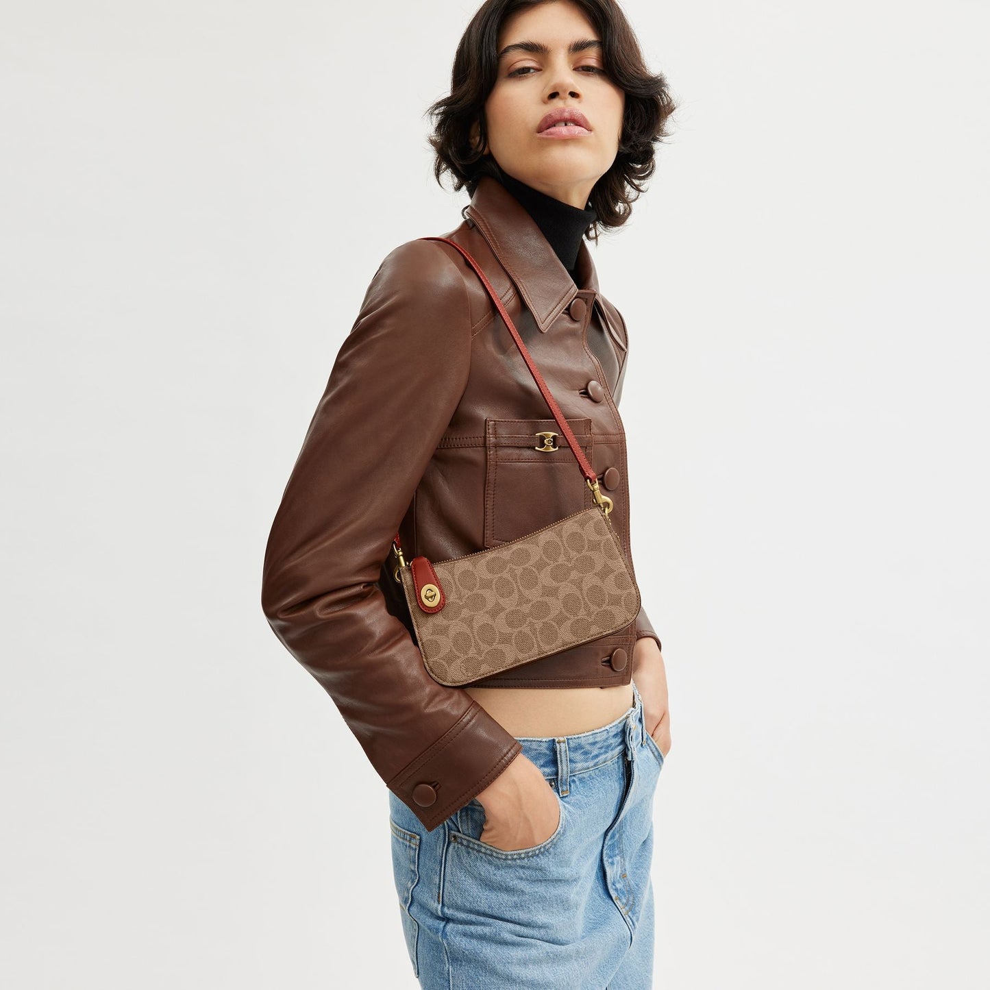 Penn Shoulder Bag In Signature Canvas