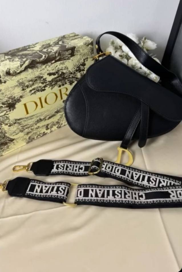 Dior - Sacs à Bandoulière logo D Doré Noir
