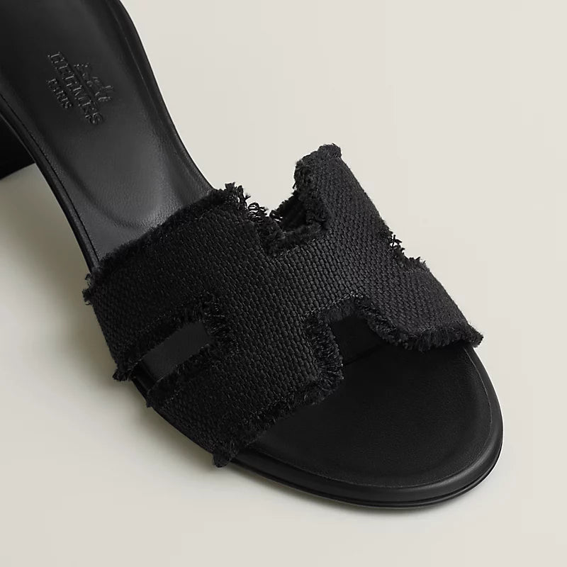 Hermès - Sandales Oasis Noir en Lin Effrangée