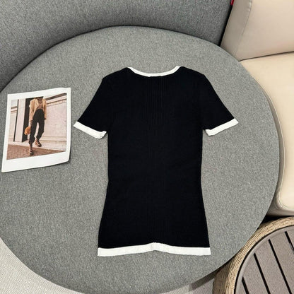 Chanel - T-Shirt en coton logo brodé Noir/Blanc
