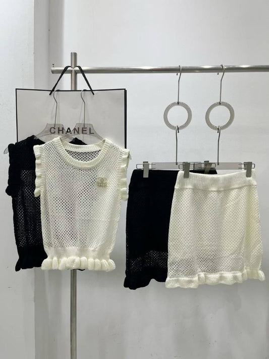 Celine - Ensemble Haut & Bas Céline logo Chanel en perles Noir/Blanc