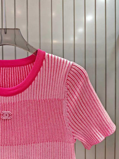 Chanel - T-Shirt avec rayure et logo Rose/Bleu