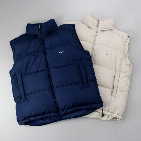Nike - Doudoune sans manche avec logo Bleu Marine / Blanc