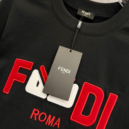Fendi - T-shirt avec logo FF en rouge et blanc - Noir