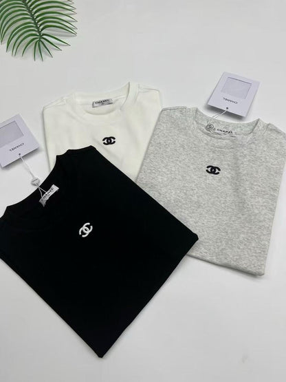 Chanel - T-Shirt avec logo Blanc/Noir/Gris