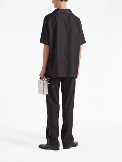 Prada - Chemise en soie à logo brodé Noir
