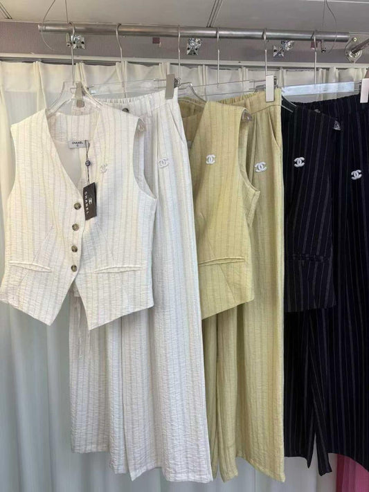 Chanel - Ensemble Haut & Bas Blanc/Jaune/Noir